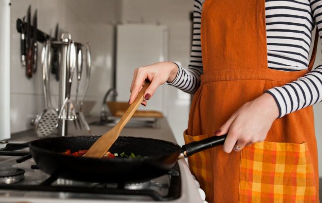 Корисні поради щодо готування в чавунних сковородах