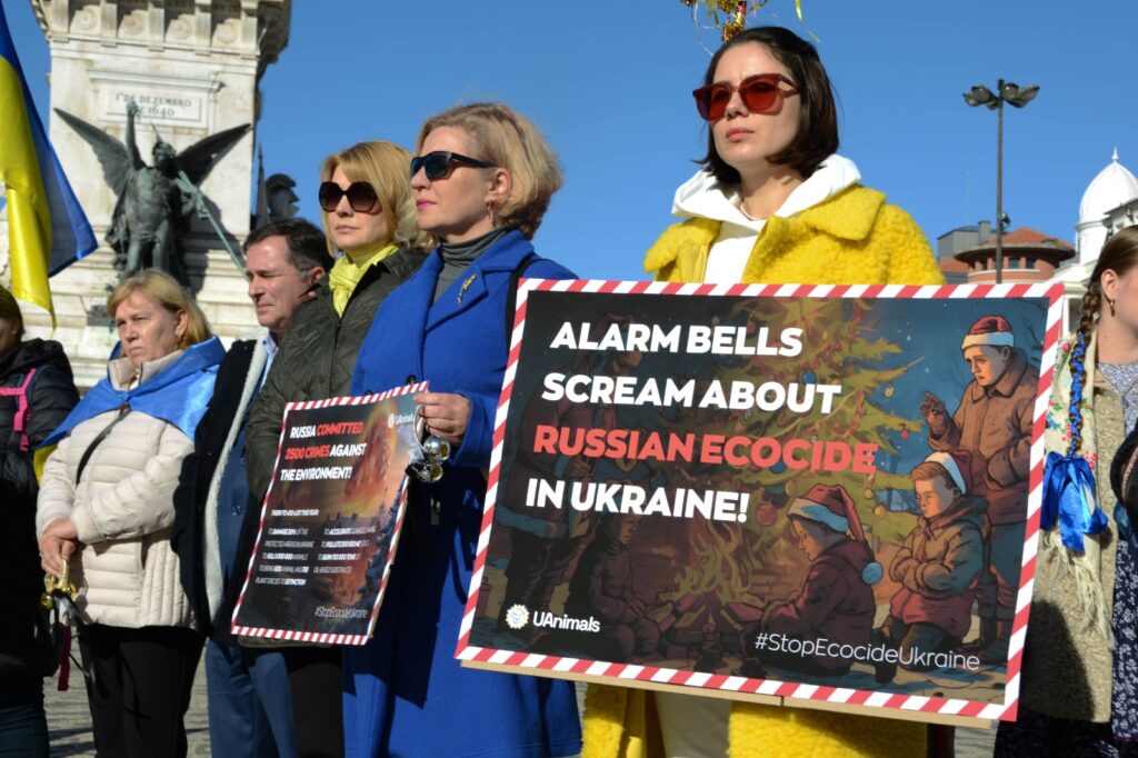 Мітинги в світі проти екологічного катастрофи в Україні (Фото: UAnimals)
