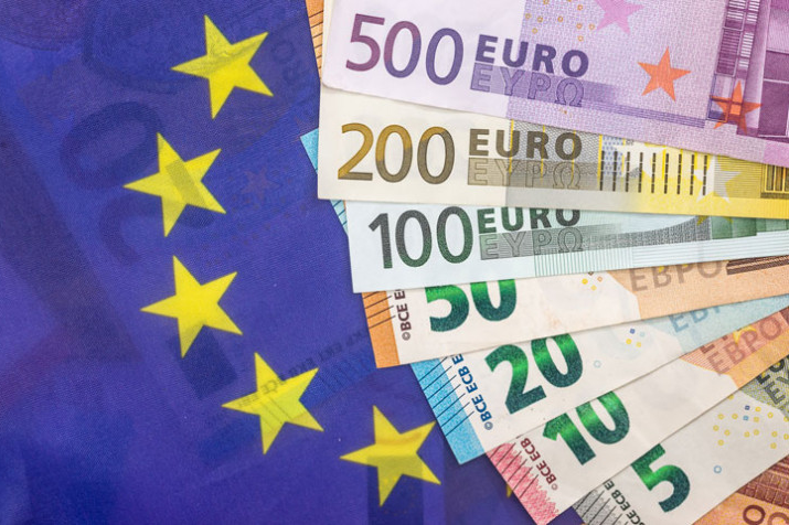 ЄС передасть €27 млрд євро Україні