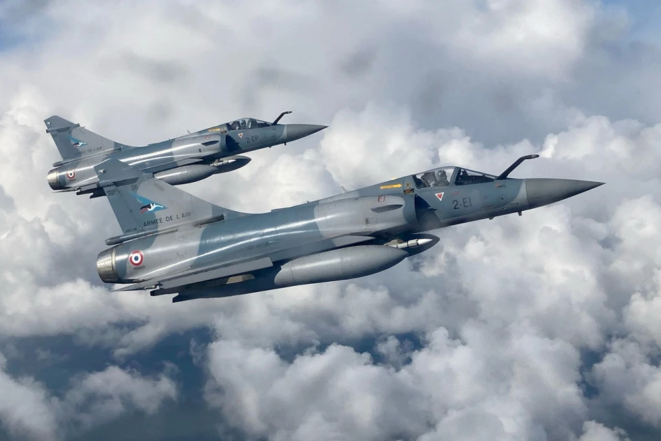 Україна отримає французькі винищувачі Mirage 2000-5 (фото: google)