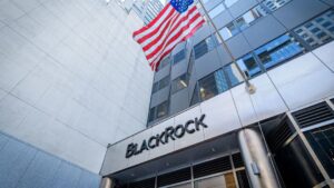 BlackRock зупинив фонд для України через Трампа