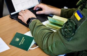 Зарплатний поріг для бронювання підвищують до 26 000 гривень: що змінює нова постанова Кабміну