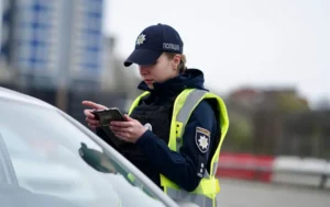 Штрафні бали для водіїв в Україні: за які порушення можуть тимчасово забрати права