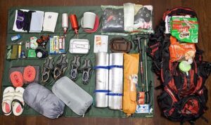 Як обрати спорядження для польових умов і активного відпочинку