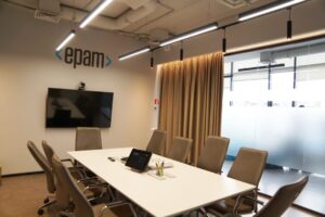 Вирощуємо нових спеціалістів: голова EPAM Україна — про кризу в IT, ШІ та нові тренди