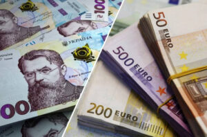 Гривня замість валюти: що змінилося для отримувачів переказів із закордону