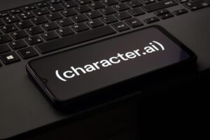 Банкрутство Character.AI: чому економіка ШІ не працює